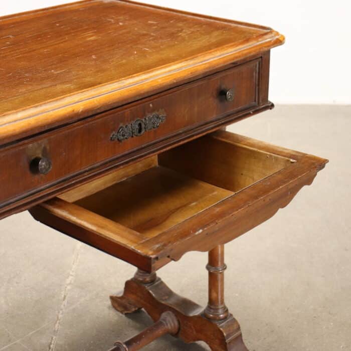 Tavolino da Lavoro Umbertino – Fine XIX Secolo Arredamento