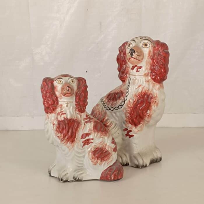 Gruppo di 3 Cani in ceramica dipinta Negozio Cambiago