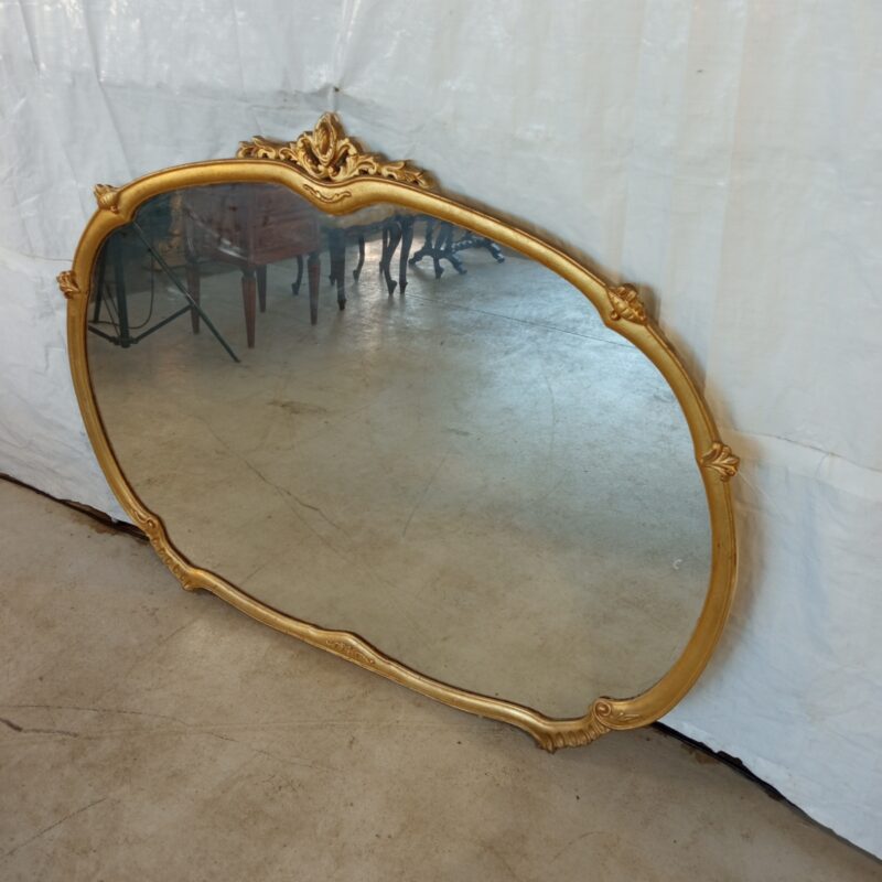 Grande specchio dorato Arredamento