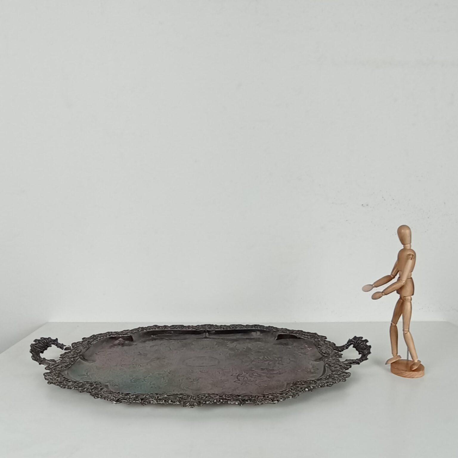 Vassoio in bronzo argentato Negozio Cambiago