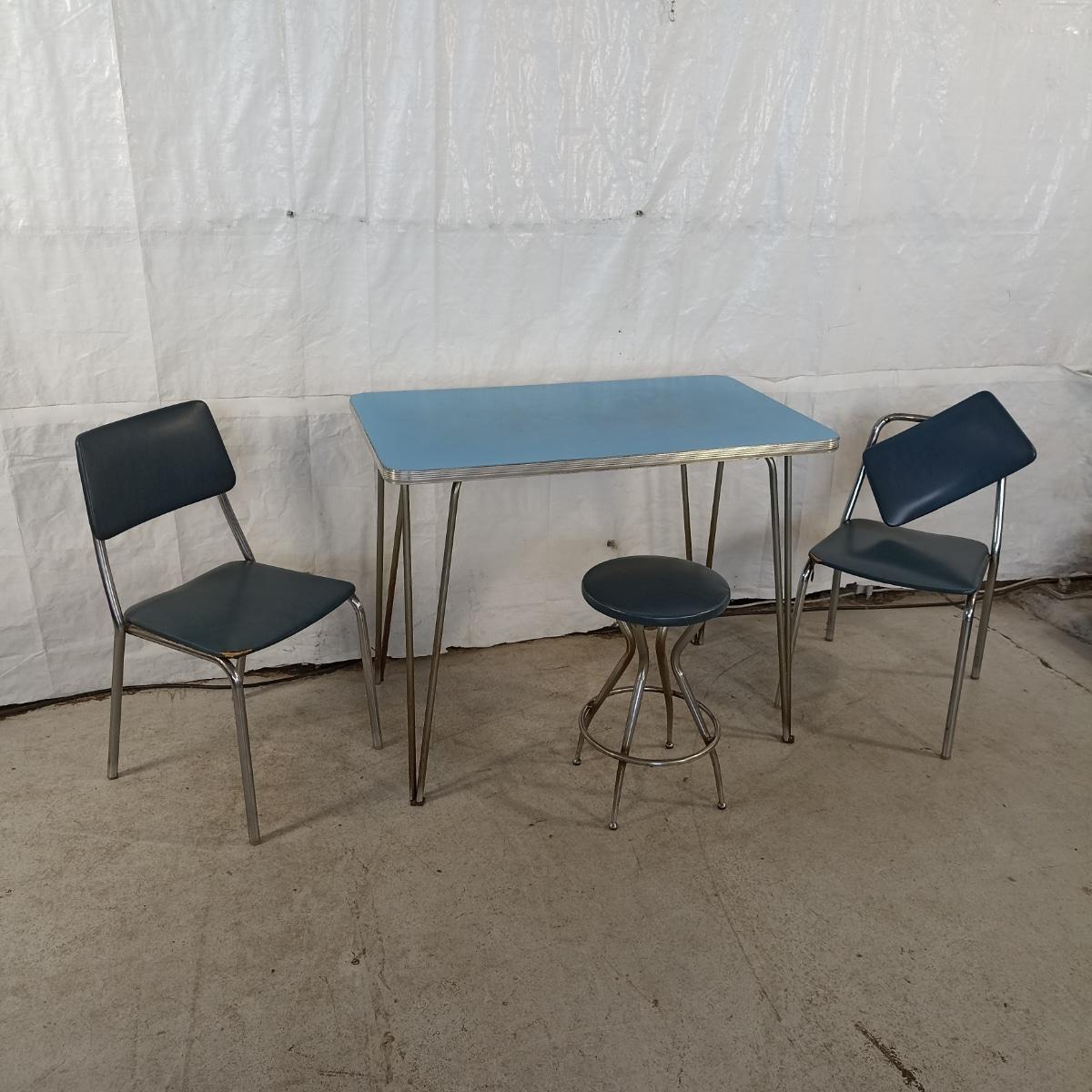 Tavolo con sedie anni 50 Arredamento