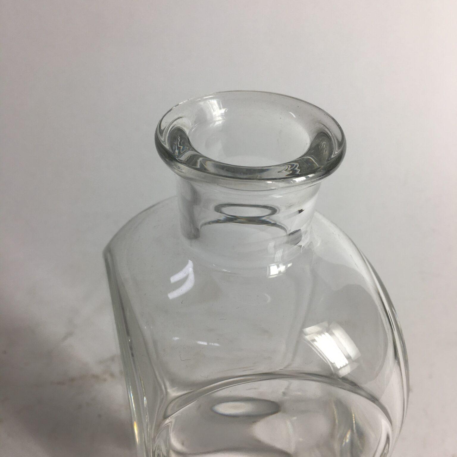 Bottiglia con tappo in cristallo di Baccarat Negozio Cambiago