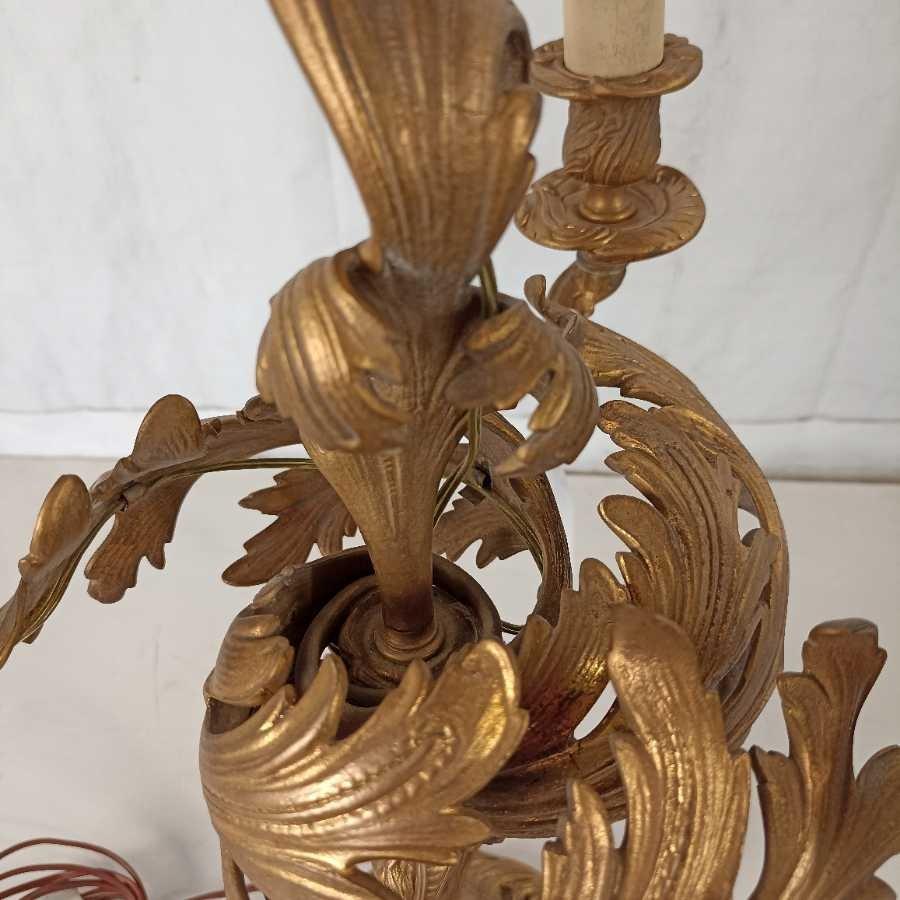 Lampada da tavolo in bronzo dorato Negozio Cambiago