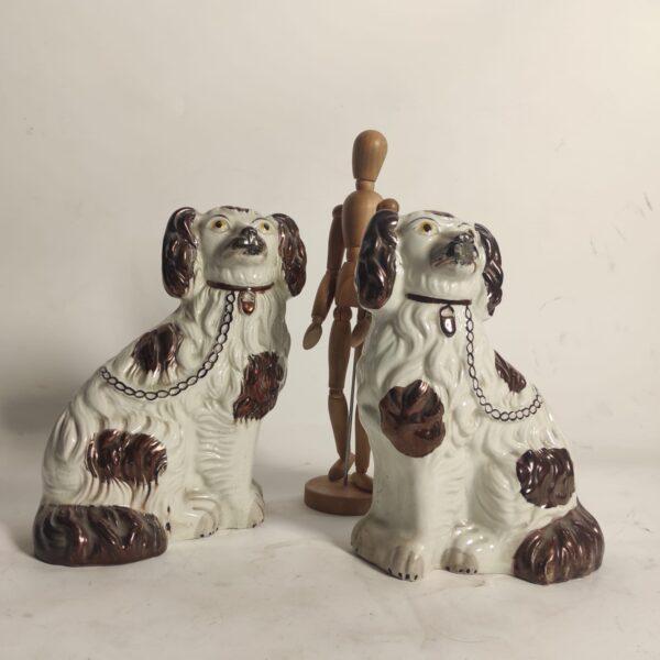 Coppia di cani Inglesi in ceramica Negozio Cambiago