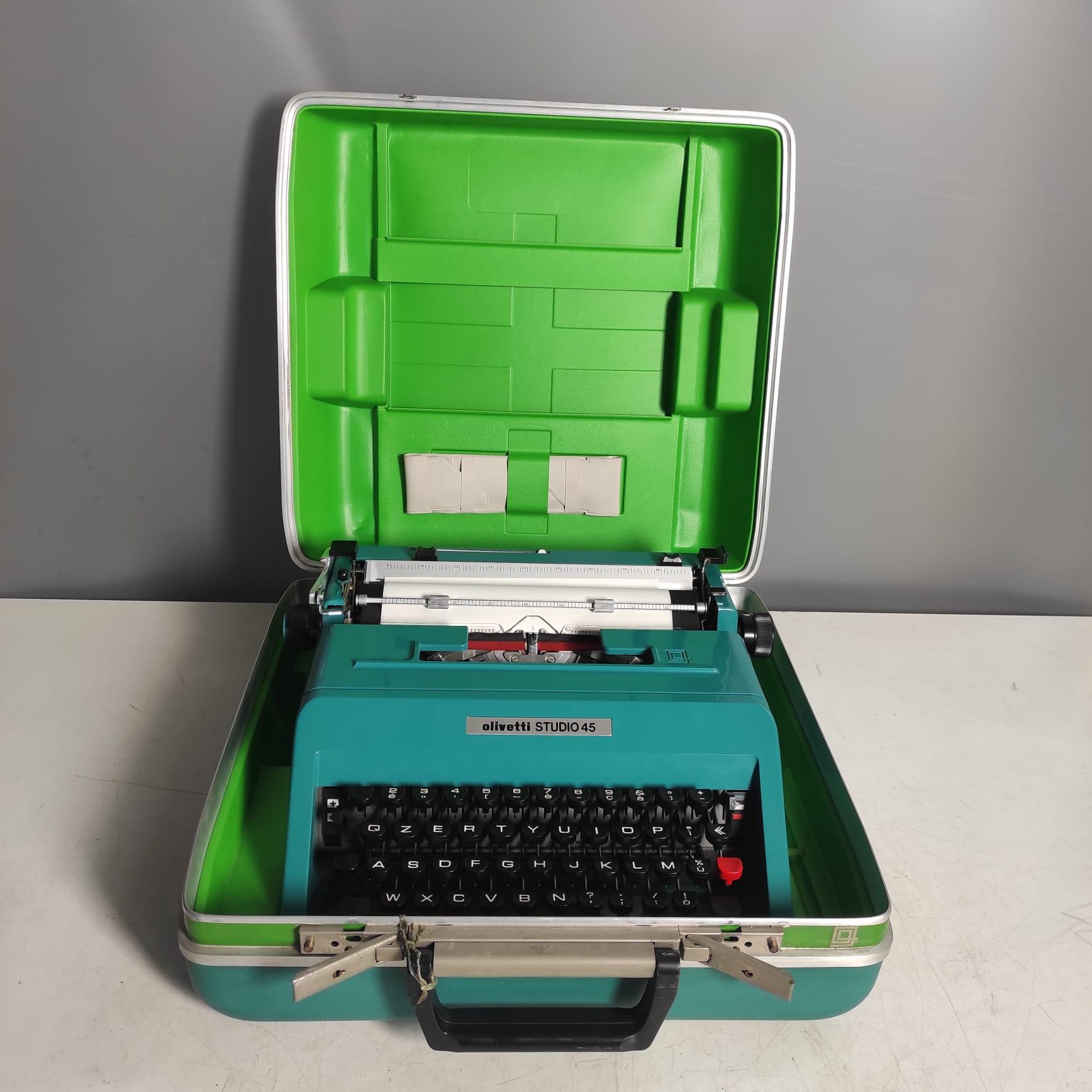 MACCHINA DA SCRIVERE OLIVETTI STUDIO 45