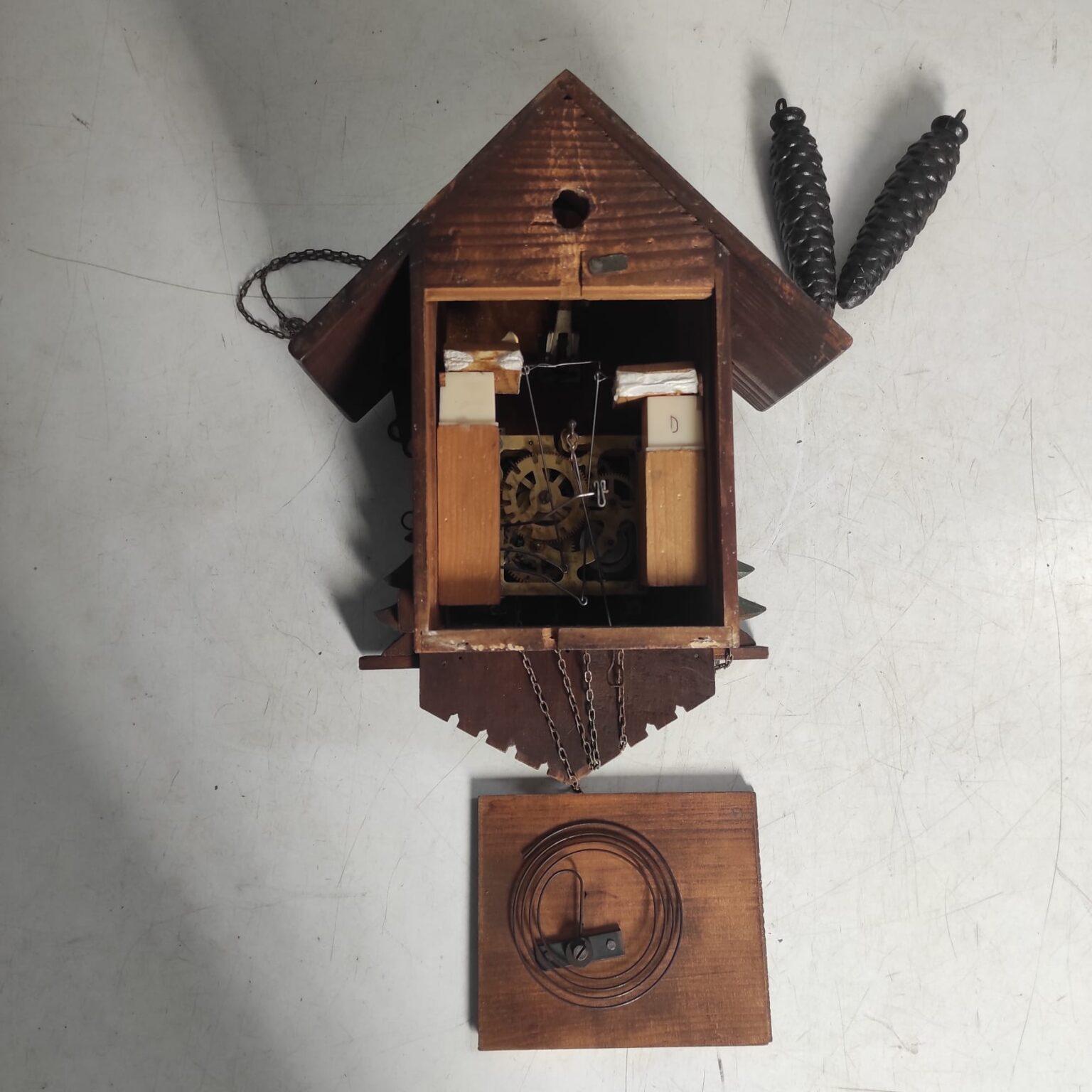 Orologio a cucù in legno Oggettistica