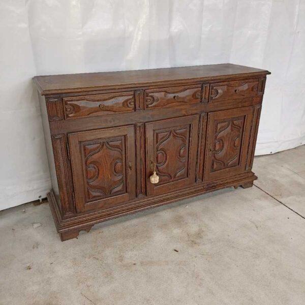 Credenza Piemontese in stile Arredamento