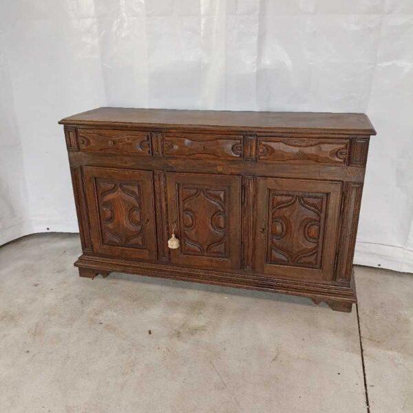 Credenza Piemontese in stile Arredamento