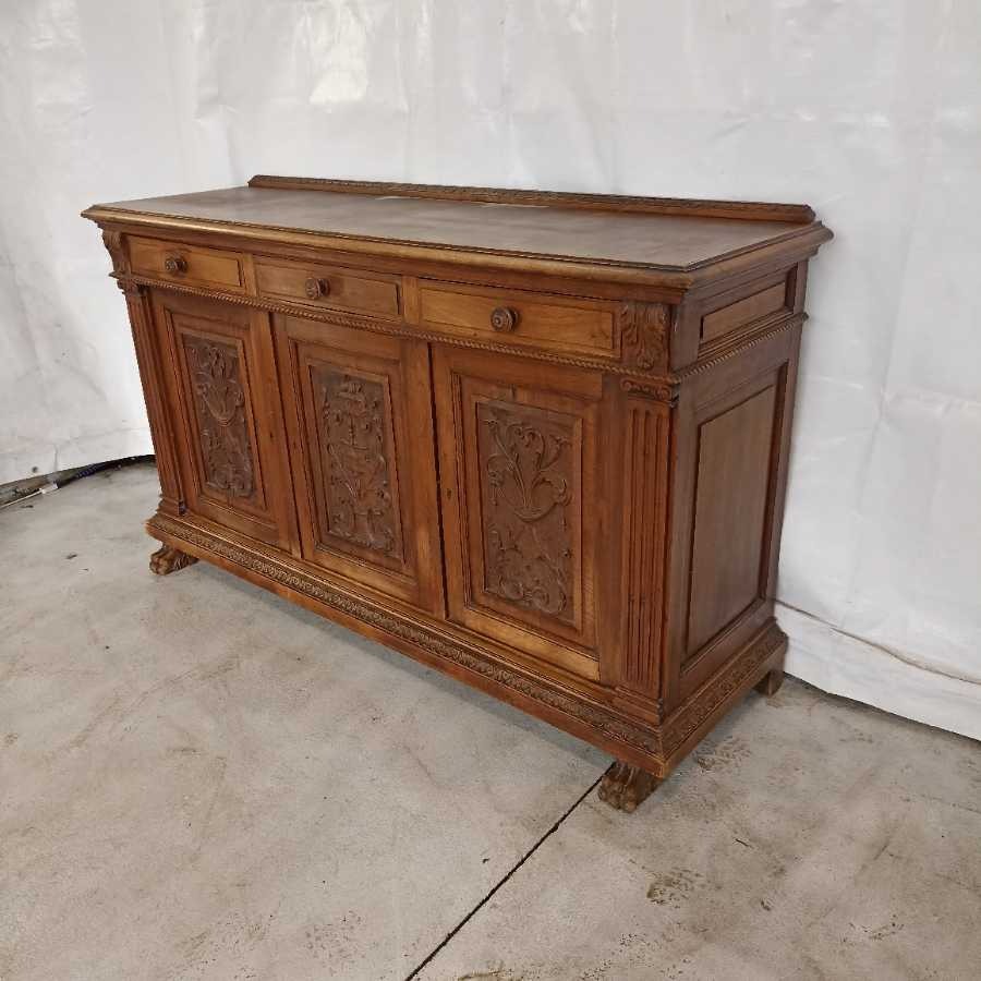 Credenza in stile di inizio 900