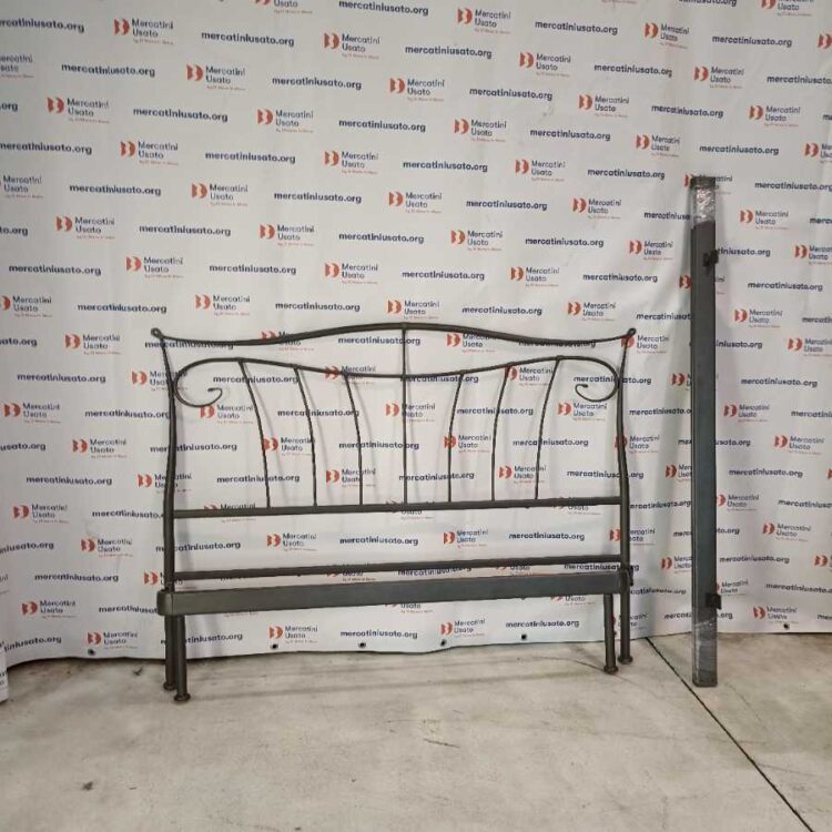 Letto matrimoniale in ferro satinato