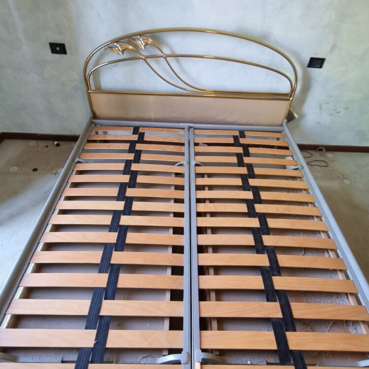 Letto matrimoniale in ottone
