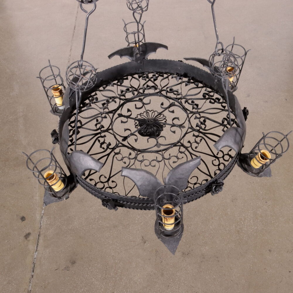 Lampadario in ferro battuto - immagine 3