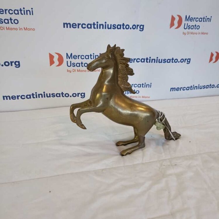 Cavallo in bronzo