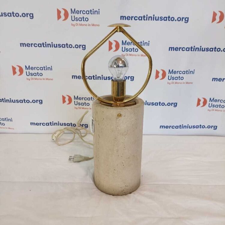 Lampada in travertino e ottone