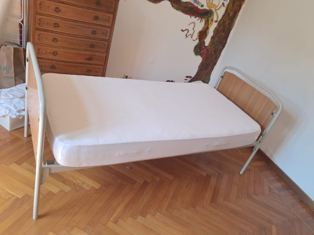 Letto da Degenza a manovella