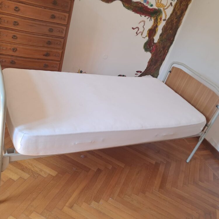 Letto da Degenza a manovella