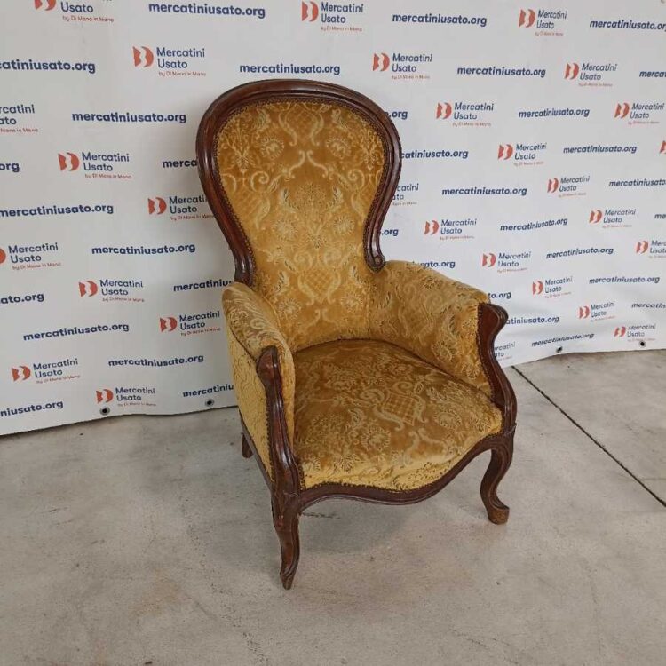 Poltrona intagliata stile Luigi Filippo