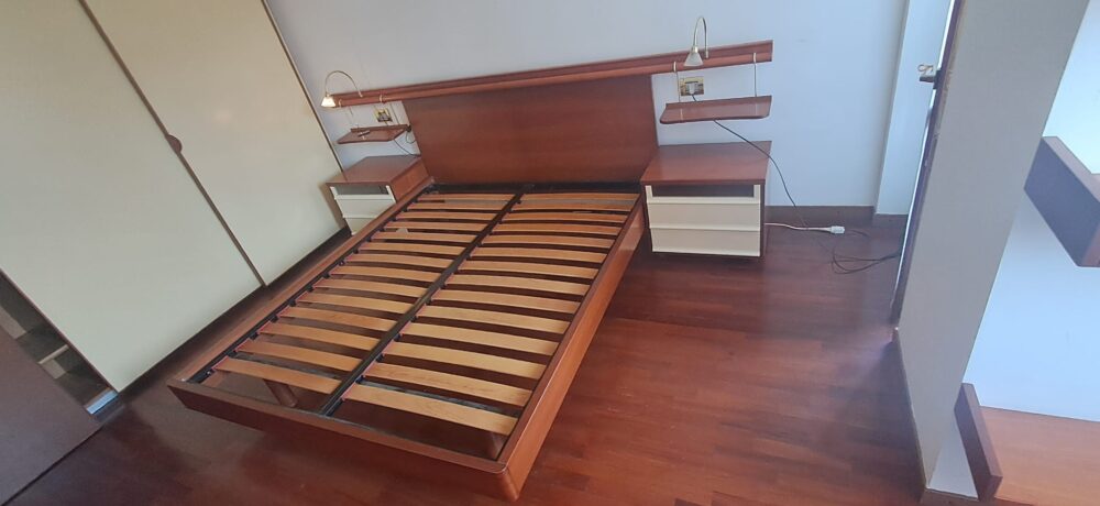 Letto matrimoniale con Comodini - immagine 2