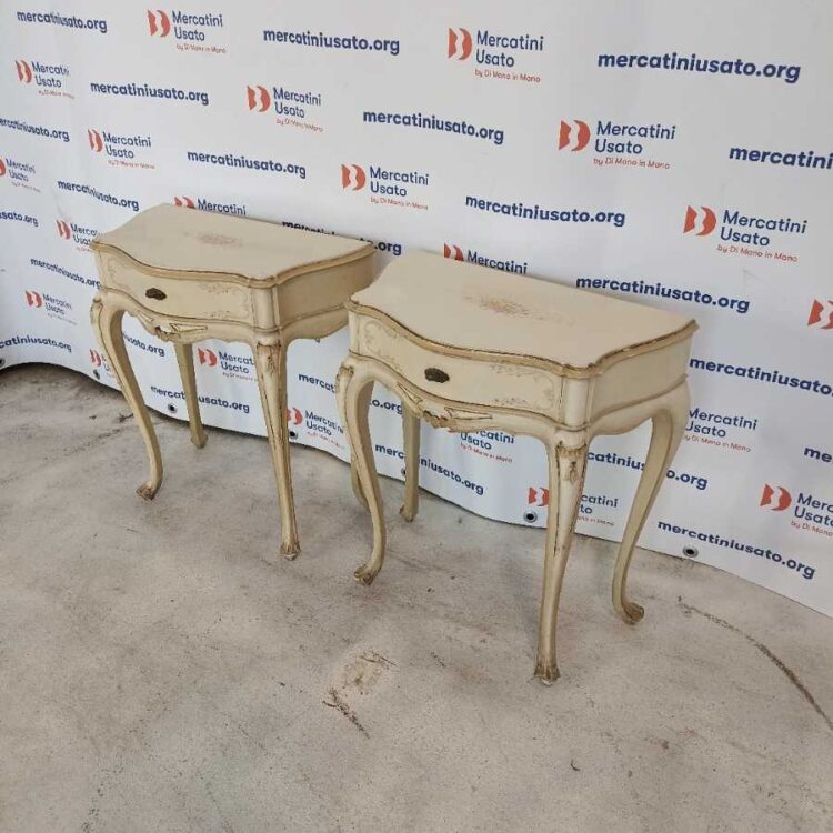 Coppia di Comodini stile Barocco Veneziano