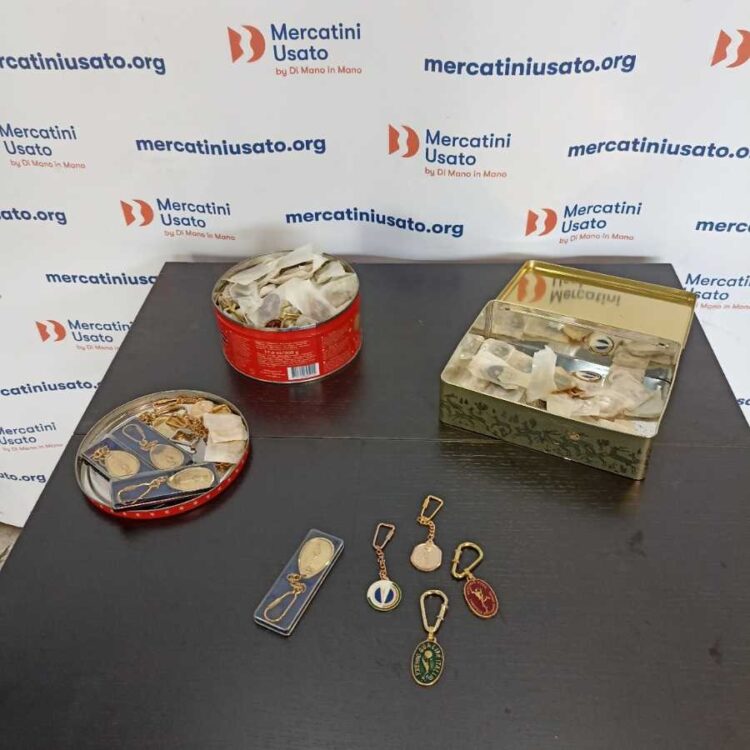 Lotto medaglie-portachiavi premio mercurio d’oro
