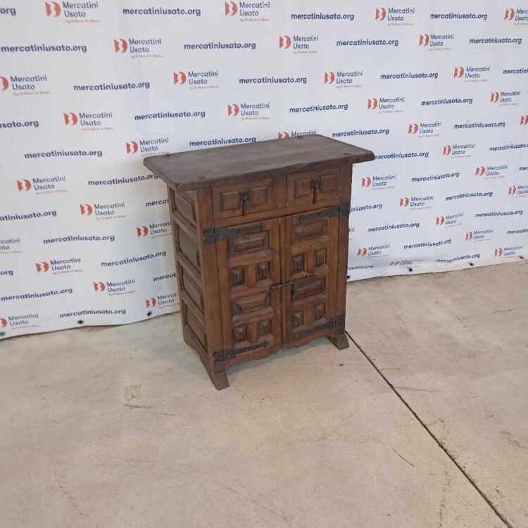 Mobiletto in stile Etnico di metà 900