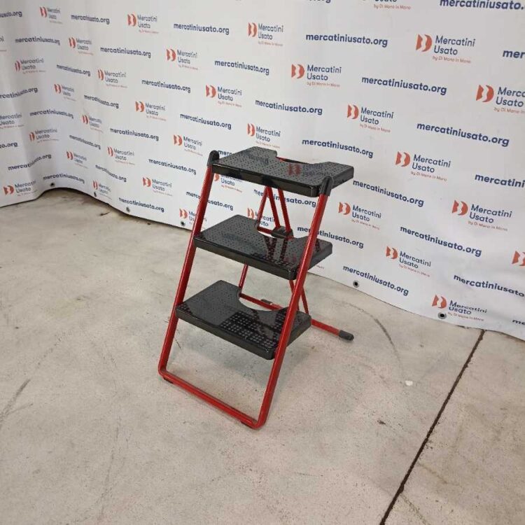 Scaletta Step impress for Magis Design Van Onck