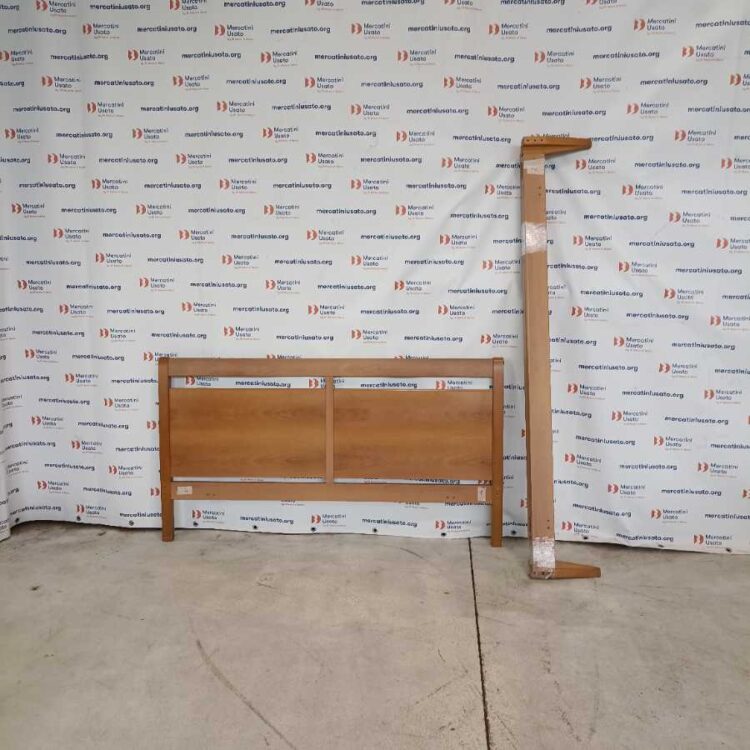 Letto matrimoniale in legno
