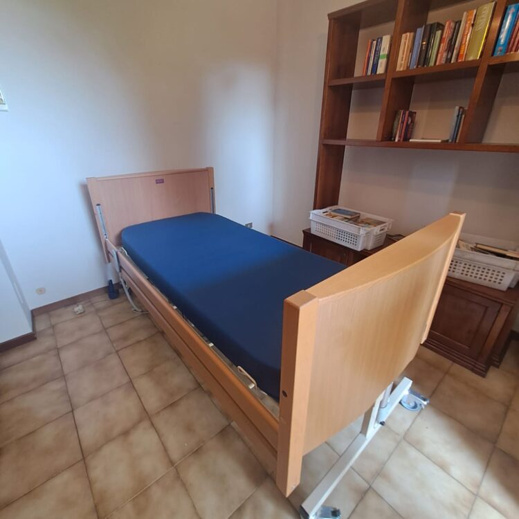 Letto ortopedico Rehabed con materasso anti decubito