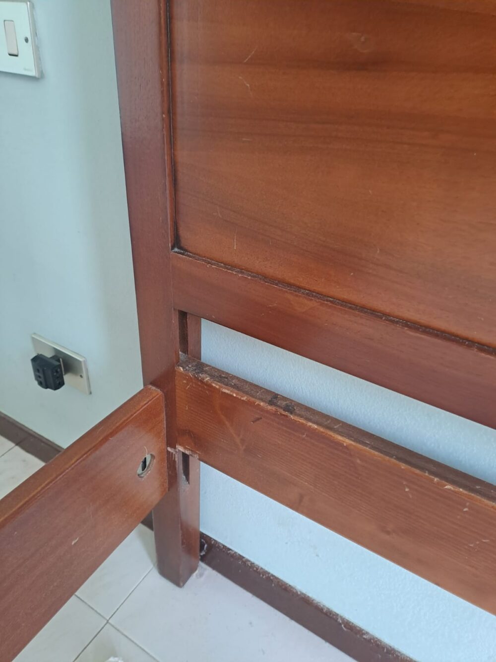 Letto matrimoniale in stile Arte Povera - immagine 5