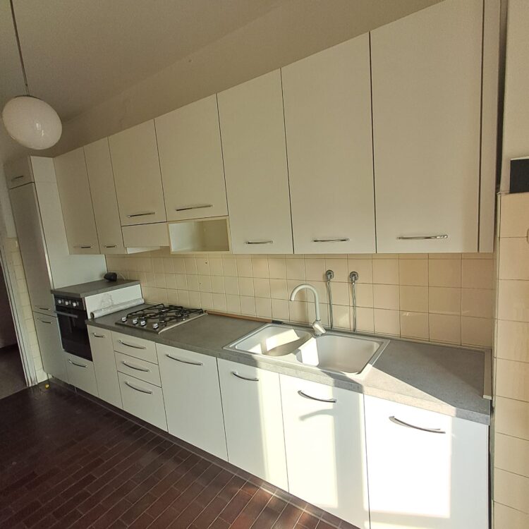 Cucina Lineare bianca completa