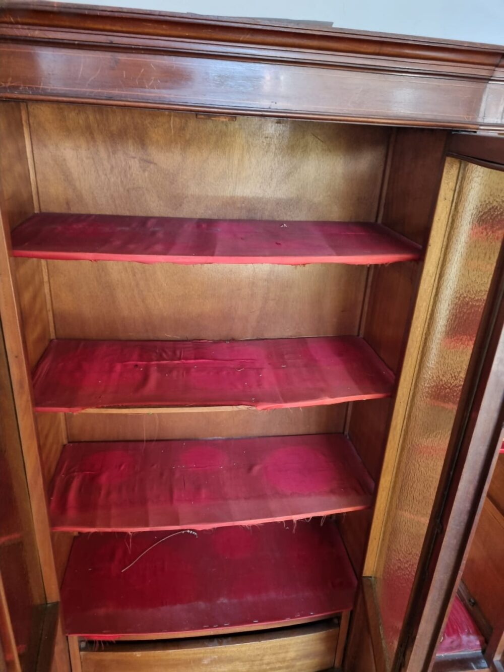 Libreria con ante in vetro prima metà 900 - immagine 4