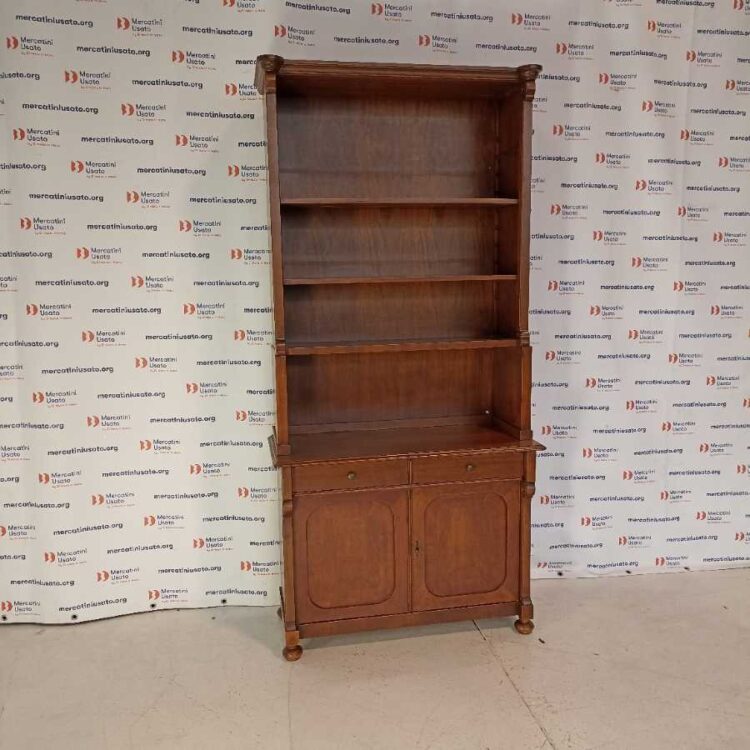 Libreria in stile Arte Povera