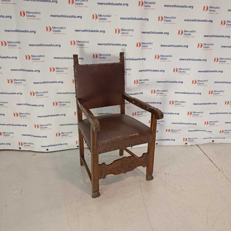 Trono in stile Neorinascimento
