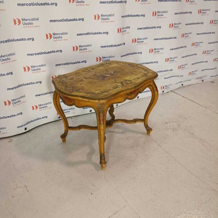 Tavolino Laccato stile Barocco
