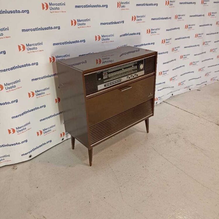 Mobile Radio Grundig Vintage