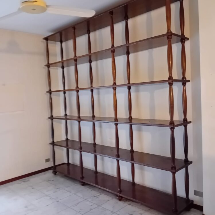 Libreria a 3 campate in stile