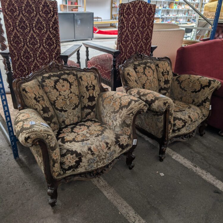 Coppia di Poltrone in stile Barocco