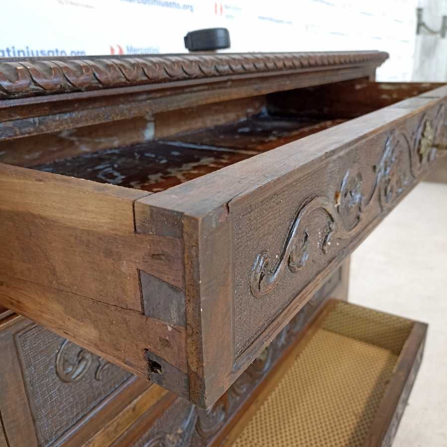 Cassettone stile Neorinascimento in Noce - immagine 5