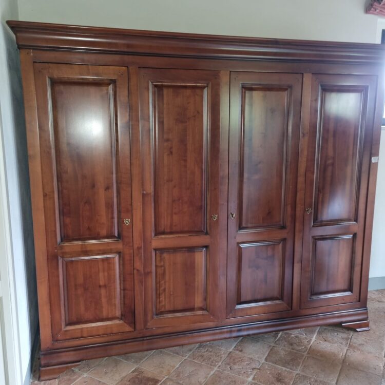Armadio 4 ante in legno massello