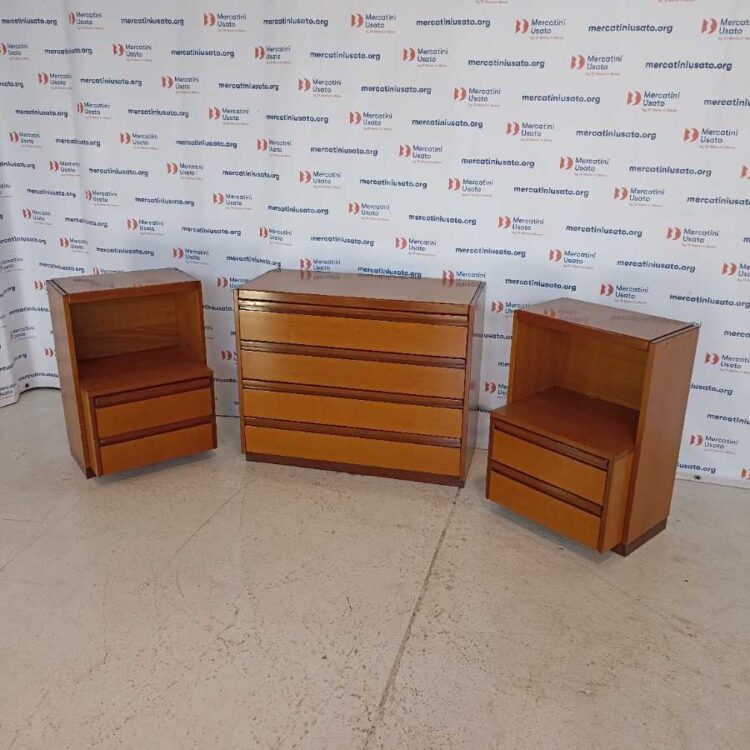 Cassettiera con coppia di Comodini