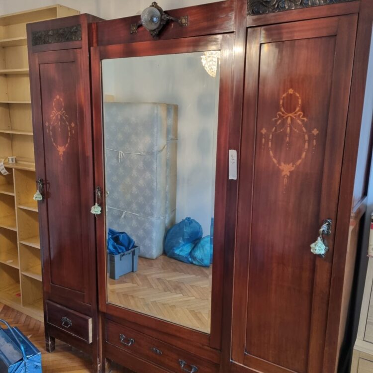 Armadio 3 Ante Liberty primi 900