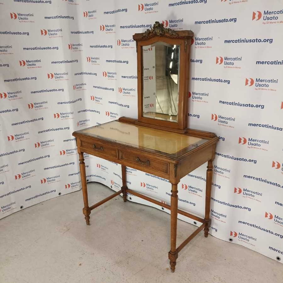 Petineuse antica prima metà 900