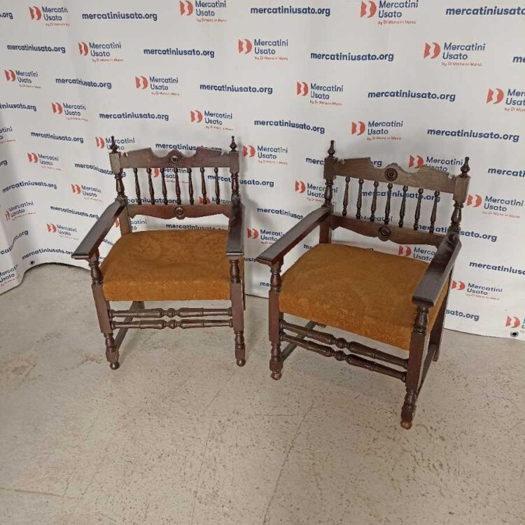 Coppia di Sedie Neorinascimento prima metà 900