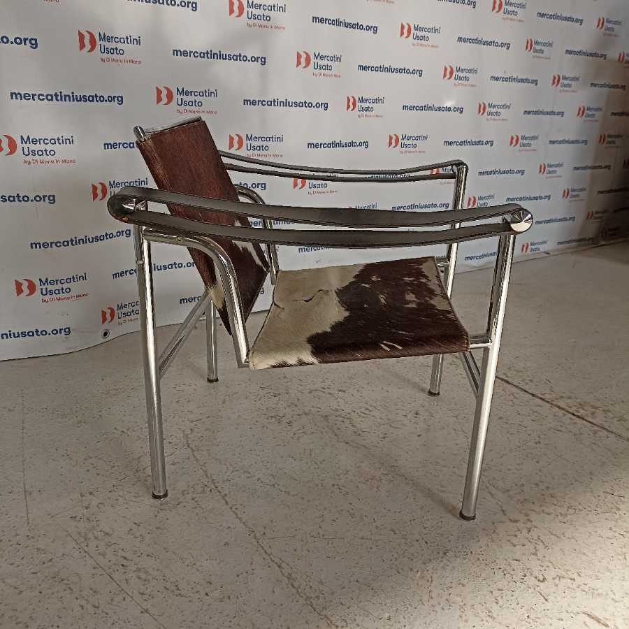 Poltrona stile Le Corbusier muccata - immagine 5