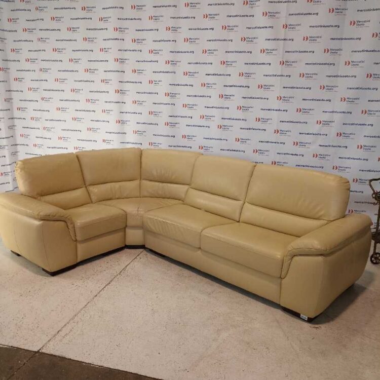 Divano Angolare in similpelle