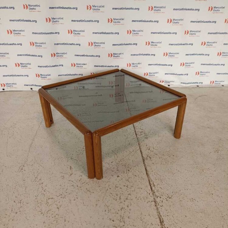 Tavolino con Piano in vetro fumé