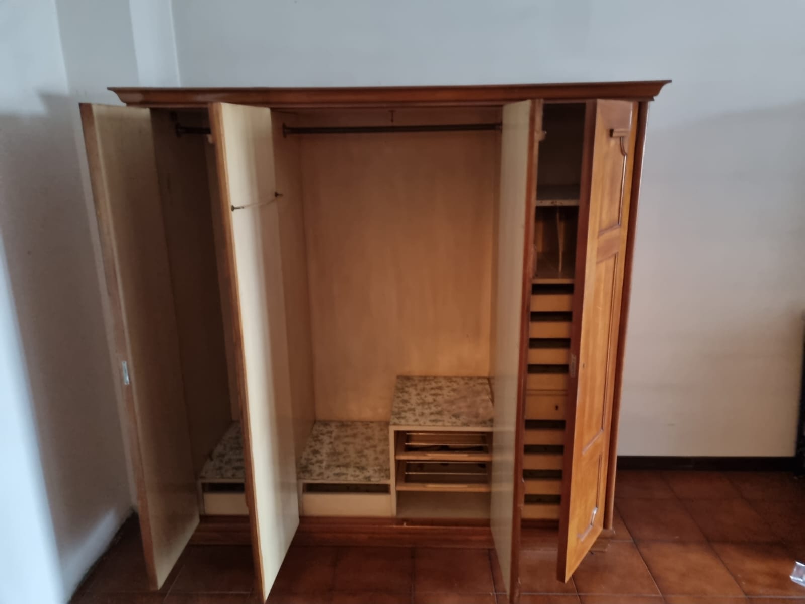 Armadio 4 Ante in stile - immagine 2