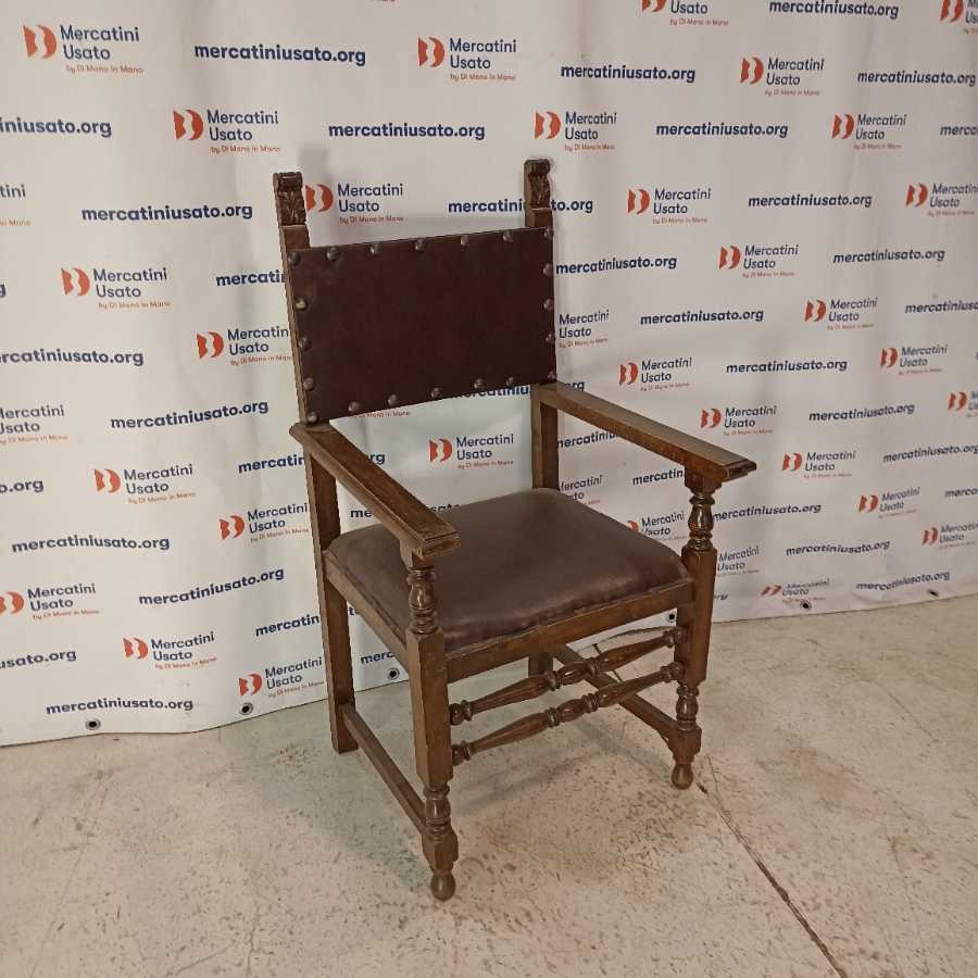 Trono in stile Neorinascimento