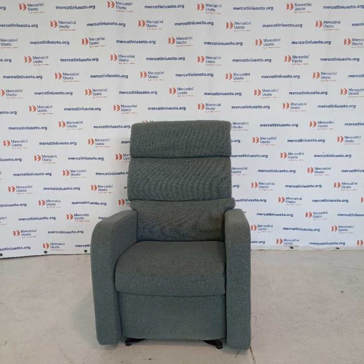 Poltrona Lift e Plus con Alzapersona Il Benessere