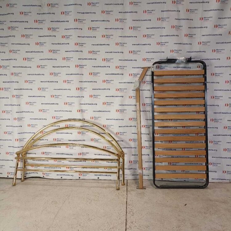 Letto matrimoniale in ottone con rete